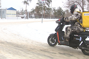 ГТРК "Волгоград-ТРВ": Волгоградский студент рассказал, как справляется с работой курьера в январские морозы ГТРК "Волгоград-ТРВ": Волгоградский студент рассказал, как справляется с работой курьера в январские морозы